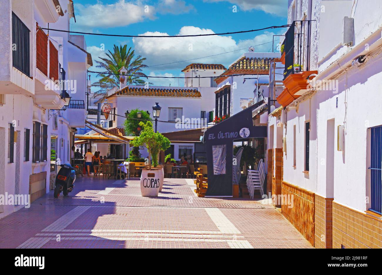 Sleepy Coastal Town Hi res Stock Photography And Images Alamy sleepy-coastal-town-hi-res-stock-photography-and-images-alamy