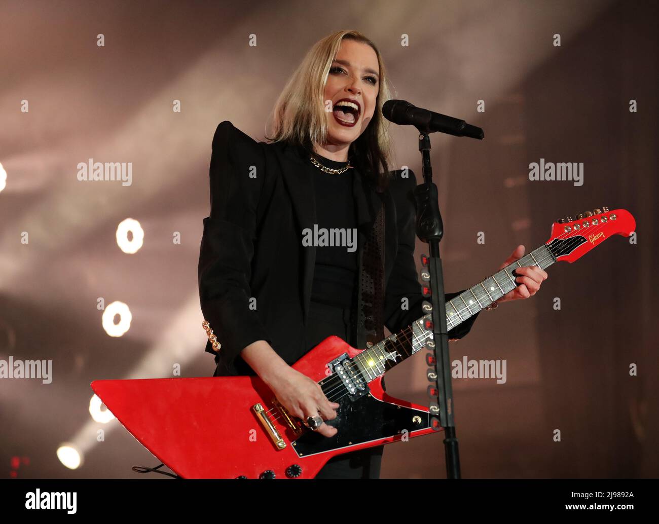 Columbus, Ohio, USA. 18th May, 2022. Lead singer Lzzy Hale of the