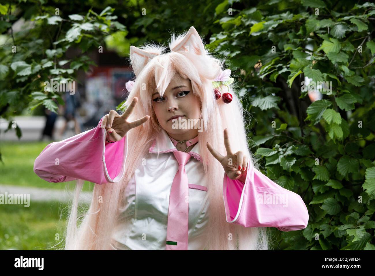 Düsseldorf, Germany. 21 May 2022. Cosplayers in colourful costumes. The annual Japan Day festival attracts hundreds of thousands of visitors. Many dress in colourful Manga Anime costumes. Photo: Vibrant Pictures/Alamy Live News Stock Photo