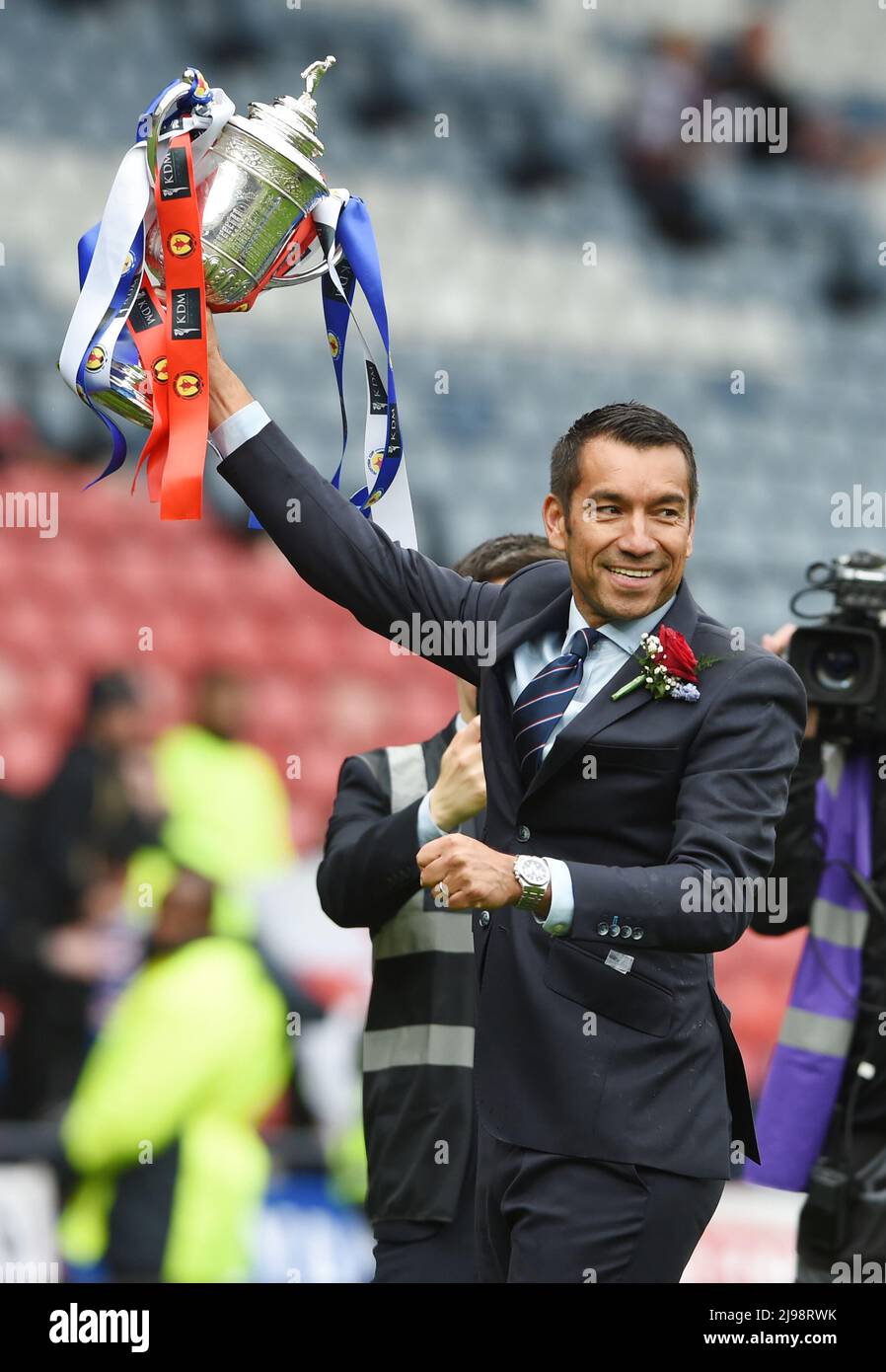 Glasgow, Scotland, 21st May 2022.  Rangers Manager Giovanni van Bronckhorst with the Scottish Cup after the Scottish Cup match at Hampden Park, Glasgow. Picture credit should read: Neil Hanna / Sportimage Stock Photo