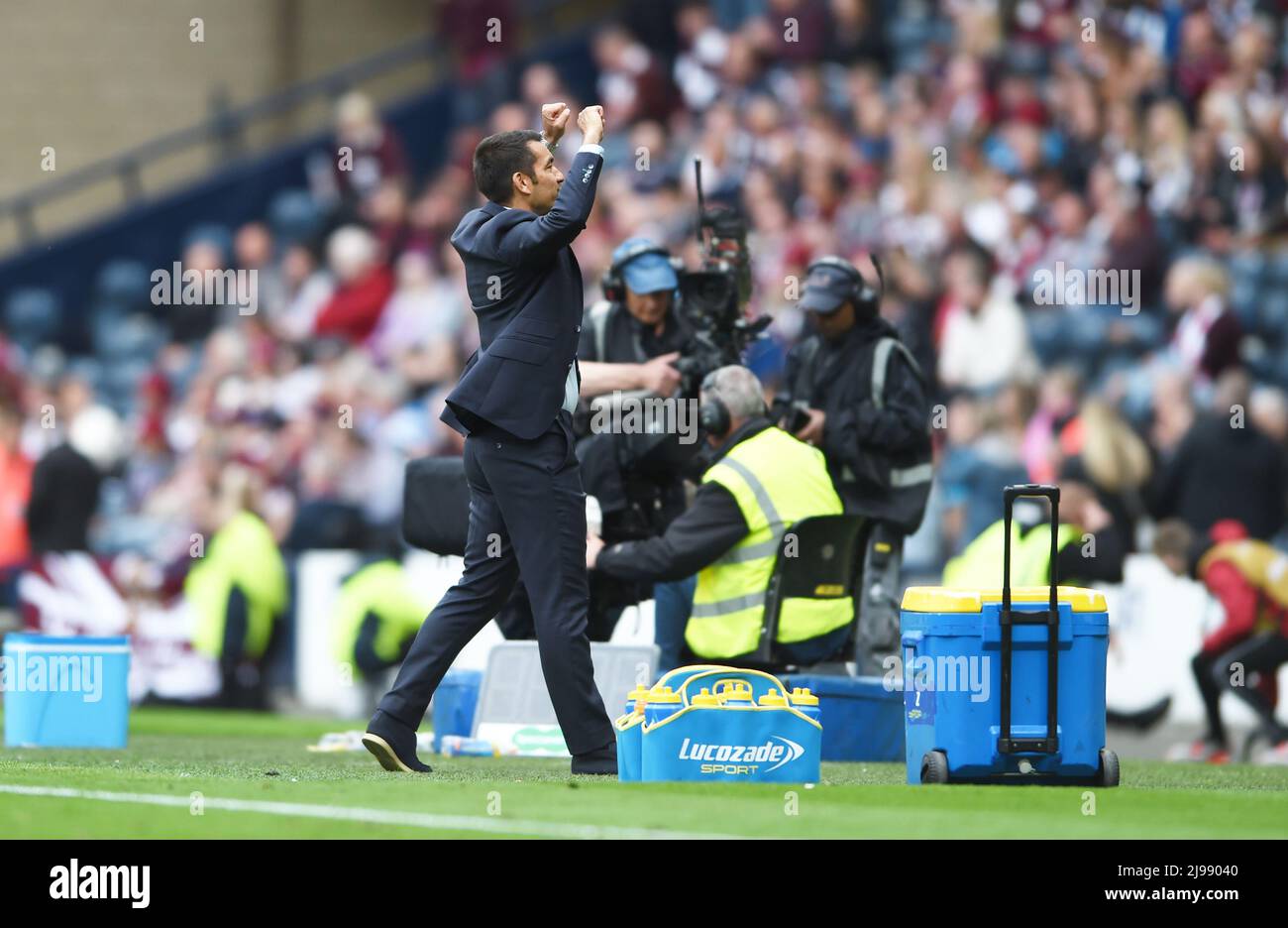 Glasgow, Scotland, 21st May 2022.  Rangers Manager Giovanni van Bronckhorst celebrates at full-time after the Scottish Cup match at Hampden Park, Glasgow. Picture credit should read: Neil Hanna / Sportimage Stock Photo