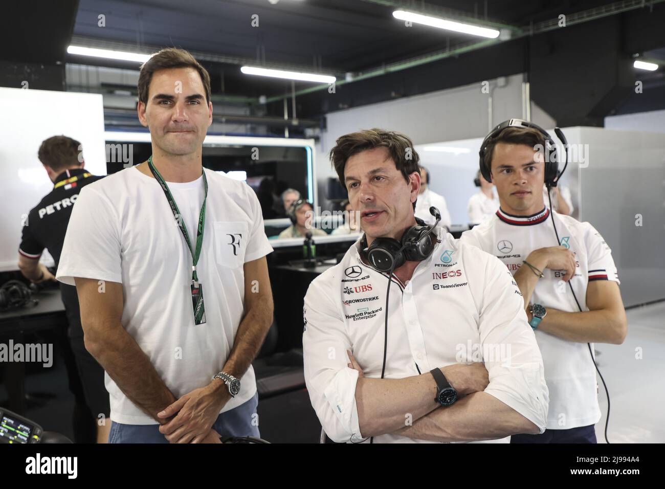 WOLFF Toto (aut), Team Principal & CEO of Mercedes AMG F1 Team, portrait DE  VRIES Nyck (ned), Reserve Driver of Mercedes AMG F1 Team, portrait Roger  Federer tennis player portrait during the