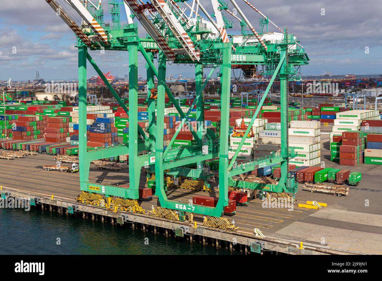 Container ship in the long beach container terminal hi-res stock ...