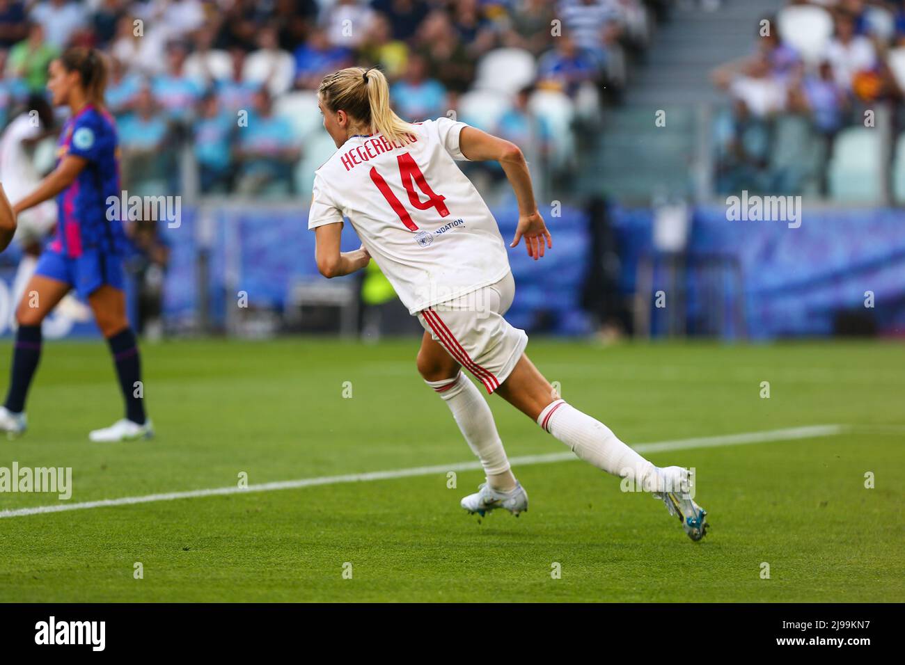 Football feminin hi-res stock photography and images - Page 8 - Alamy