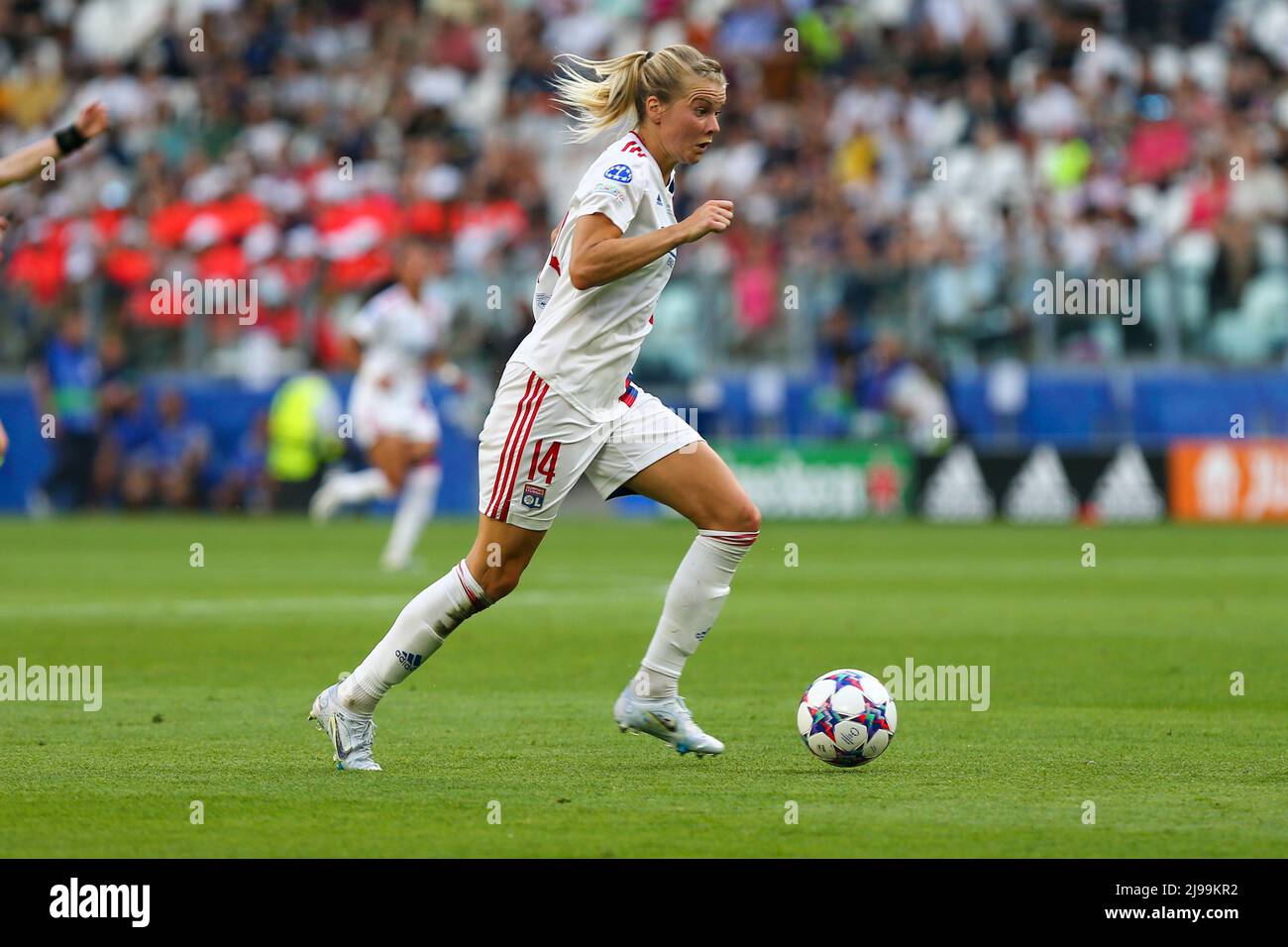 Football feminin hi-res stock photography and images - Alamy