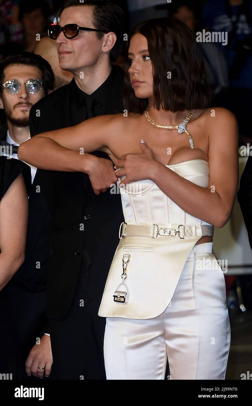 Cannes, France. 22nd May, 2022. 75th Cannes film festival 2022, Red carpet  film “Fumer fait tousser”. Pictured: Adele Exarchopoulos Credit:  Independent Photo AgencyAlamy Live News Stock Photo - Alamy