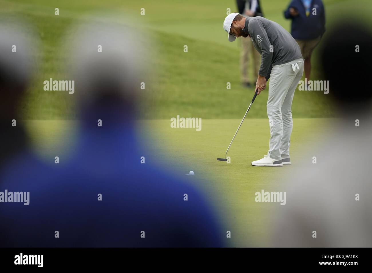 Round kirk hi-res stock photography and images - Alamy