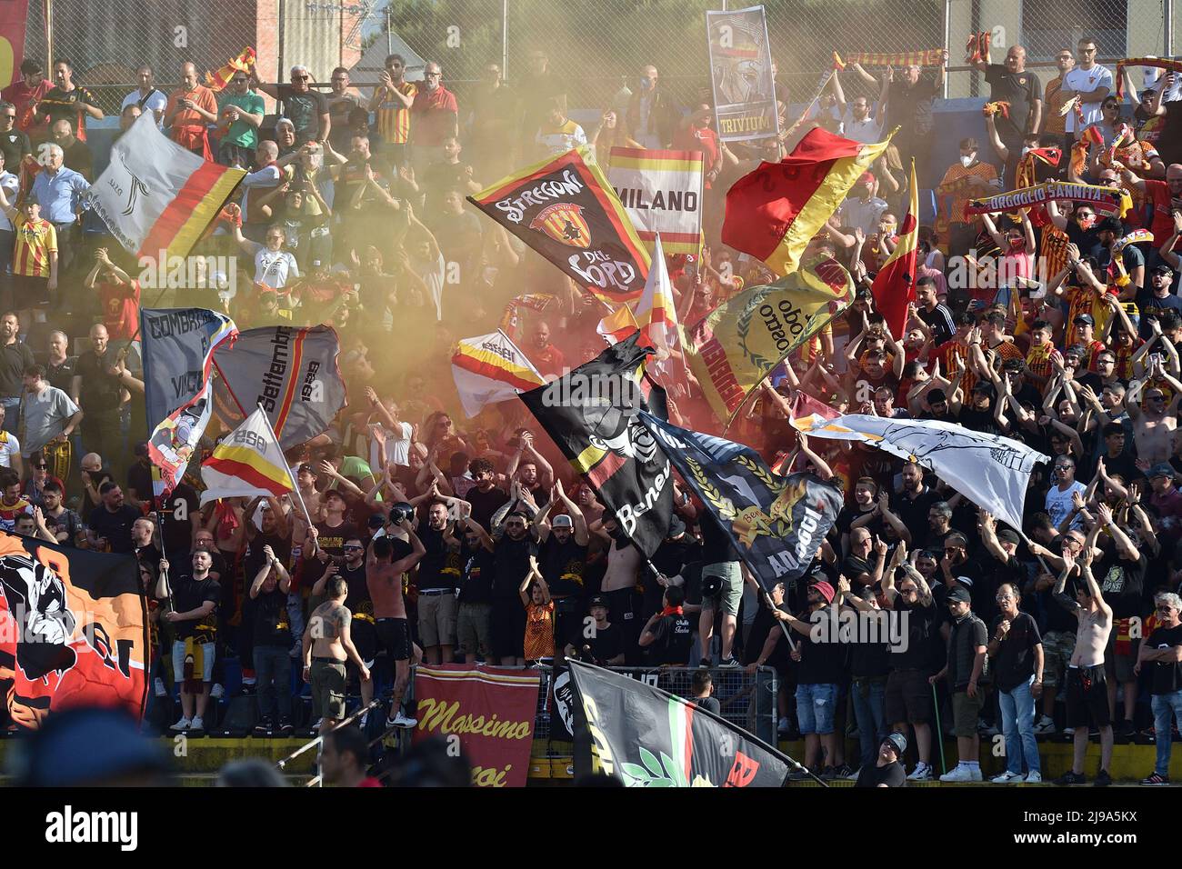 Pisa, Italy. 21st May, 2022. Supporters of Benevento during Play Off - AC  Pisa vs Benevento Calcio,