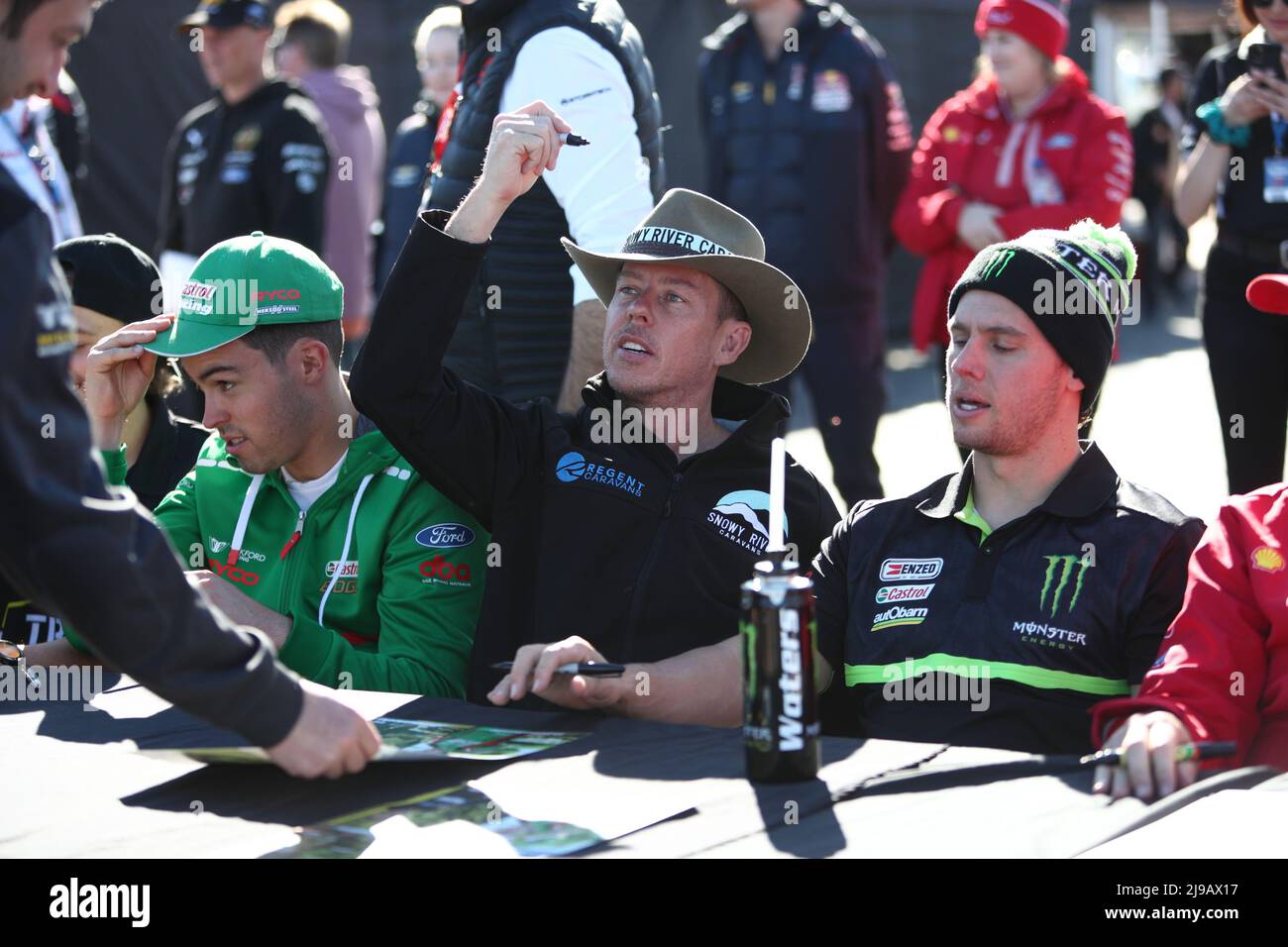 Benalla, Victoria, Australia. 22nd May, 2022. Repco Australian Supercars Championships-Pizza Hut Winton SuperSprint - James Courtney racing for Tickford Racing talks with and signs autographs for fans -Image Credit: brett keating/Alamy Live News Stock Photo