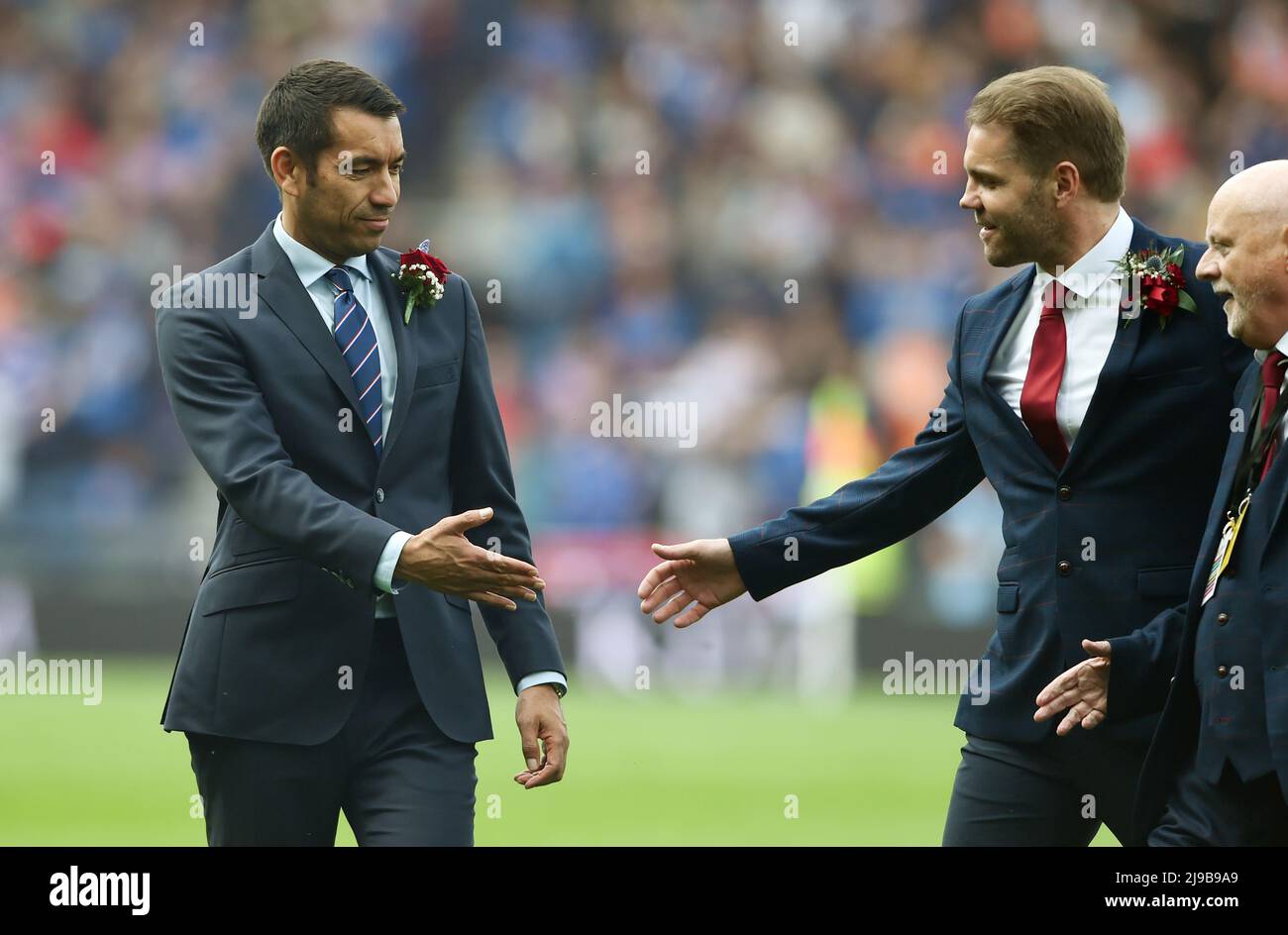 Glasgow, Scotland, 21st May 2022.  Rangers Manager Giovanni van Bronckhorst  and Robbie Neilson Hearts Manager before the Scottish Cup match at Hampden Park, Glasgow. Picture credit should read: Neil Hanna / Sportimage Stock Photo