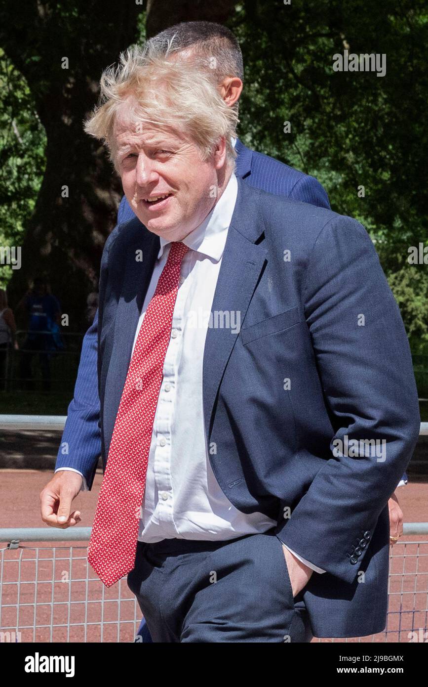London - 19/05/2022.UK Prime minister Boris Johnson is seen walking to the Tory Party Head Quarters from Downing Street, Central London, as the Metrop Stock Photo