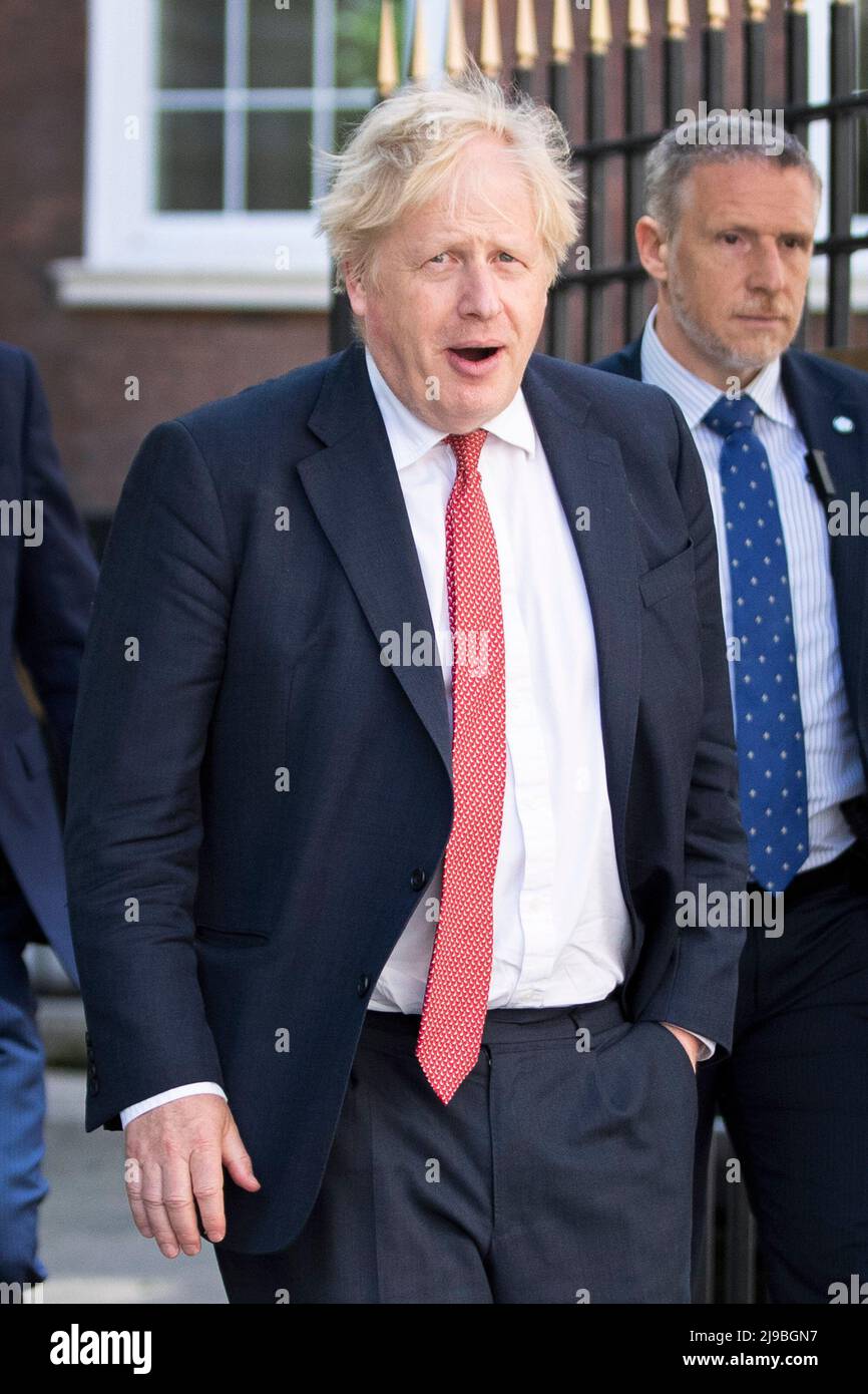 London - 19/05/2022.UK Prime minister Boris Johnson is seen leaving the Tory Party Head Quarters back to Downing Street, Central London, as the Metrop Stock Photo