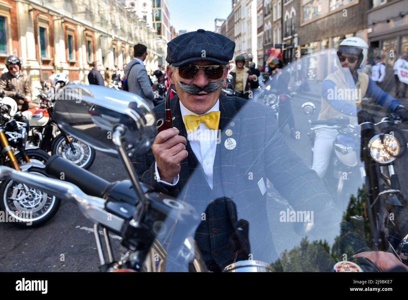 Smithfield Market, London, UK. 22nd May 2022. Riders taking part in The Distinguished Gentleman's Ride from Twickenham to Smithfield's Market,  raising funds and awareness for prostate cancer research and men's mental health programs. Credit: Matthew Chattle/Alamy Live News Stock Photo