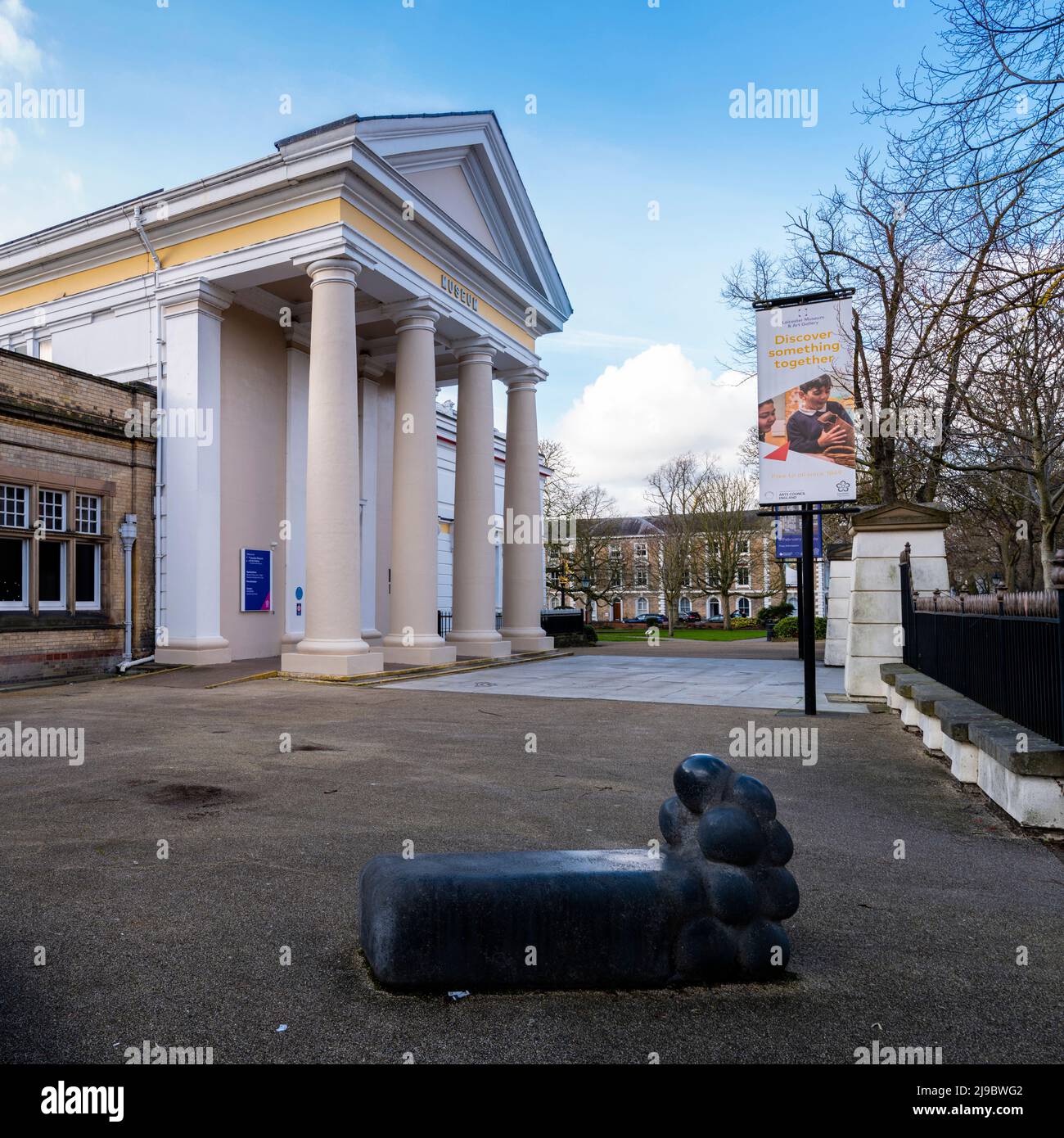 Leicester Museum and art gallery Stock Photo Alamy