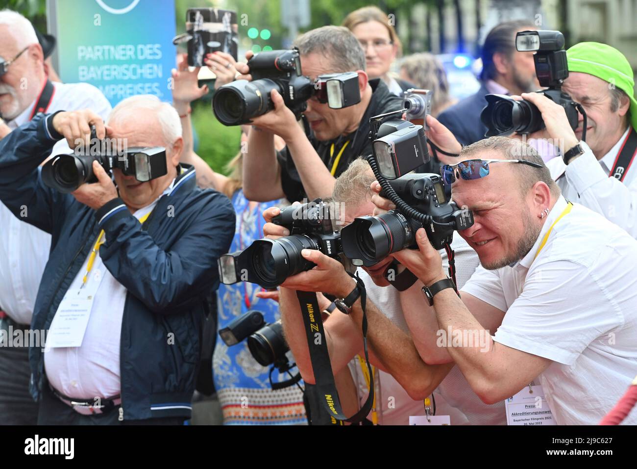 Fringe press photographers, photo reporters, paparazzi at work. Bavarian Film Award 2021-Red Carpet, Red Carpet, on May 20th, 2022 in the Prinzregententheater in Munich. Â Stock Photo