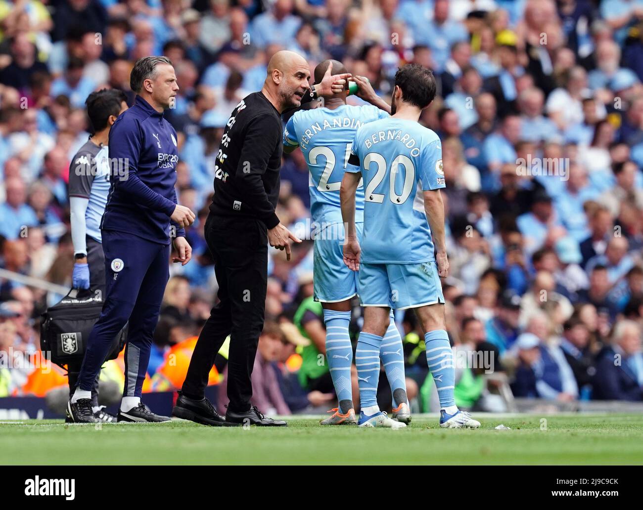 Bernardo silva of manchester city hi-res stock photography and images -  Alamy