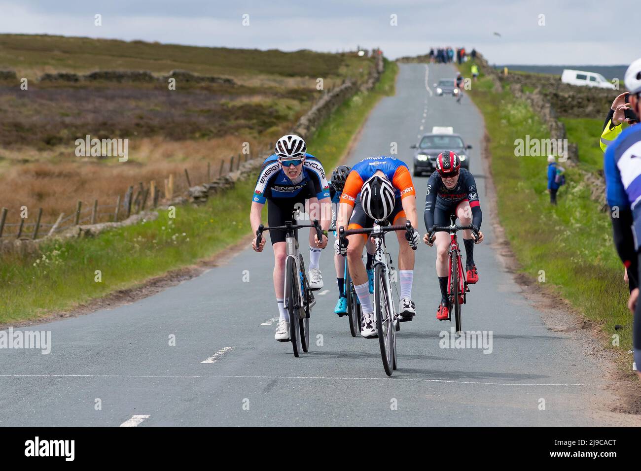Hade Edge, Holmfirth, Yorkshire, UK, 22 May 2022. Action from Barnsley
