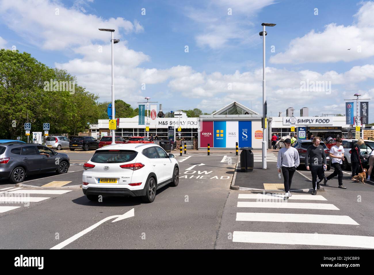 Leigh Delamere motorway service station services off the M4 in England is one of Europe's largest service stations. Owned by Moto Hospitality Stock Photo