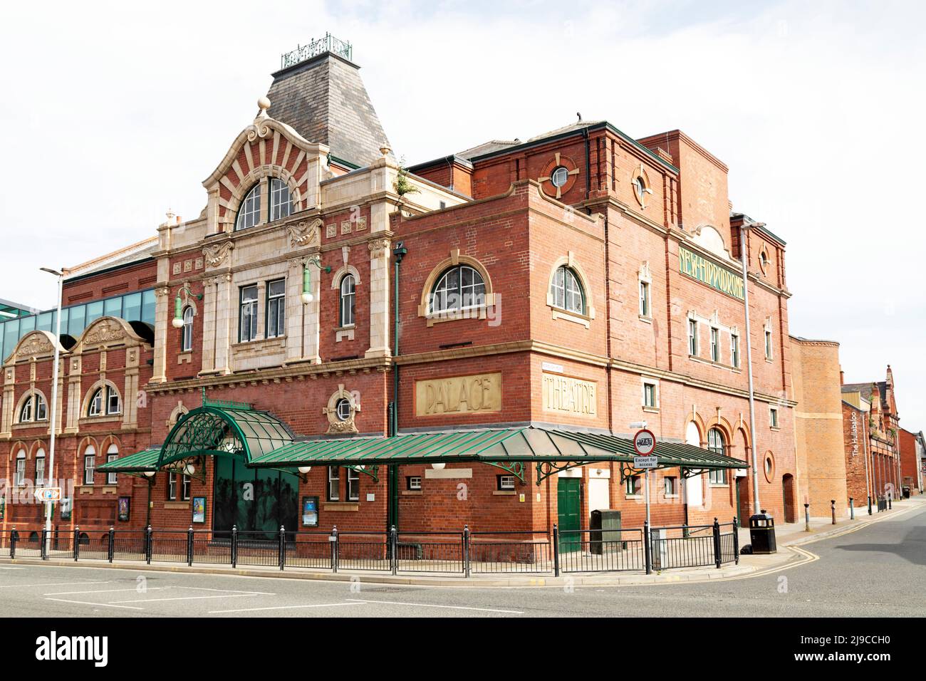 The Darlington Hippodrome theatre in Darlington, County Durham, England. The restored Edwardian theatre has a main and studio theatre plus an onsite c Stock Photo