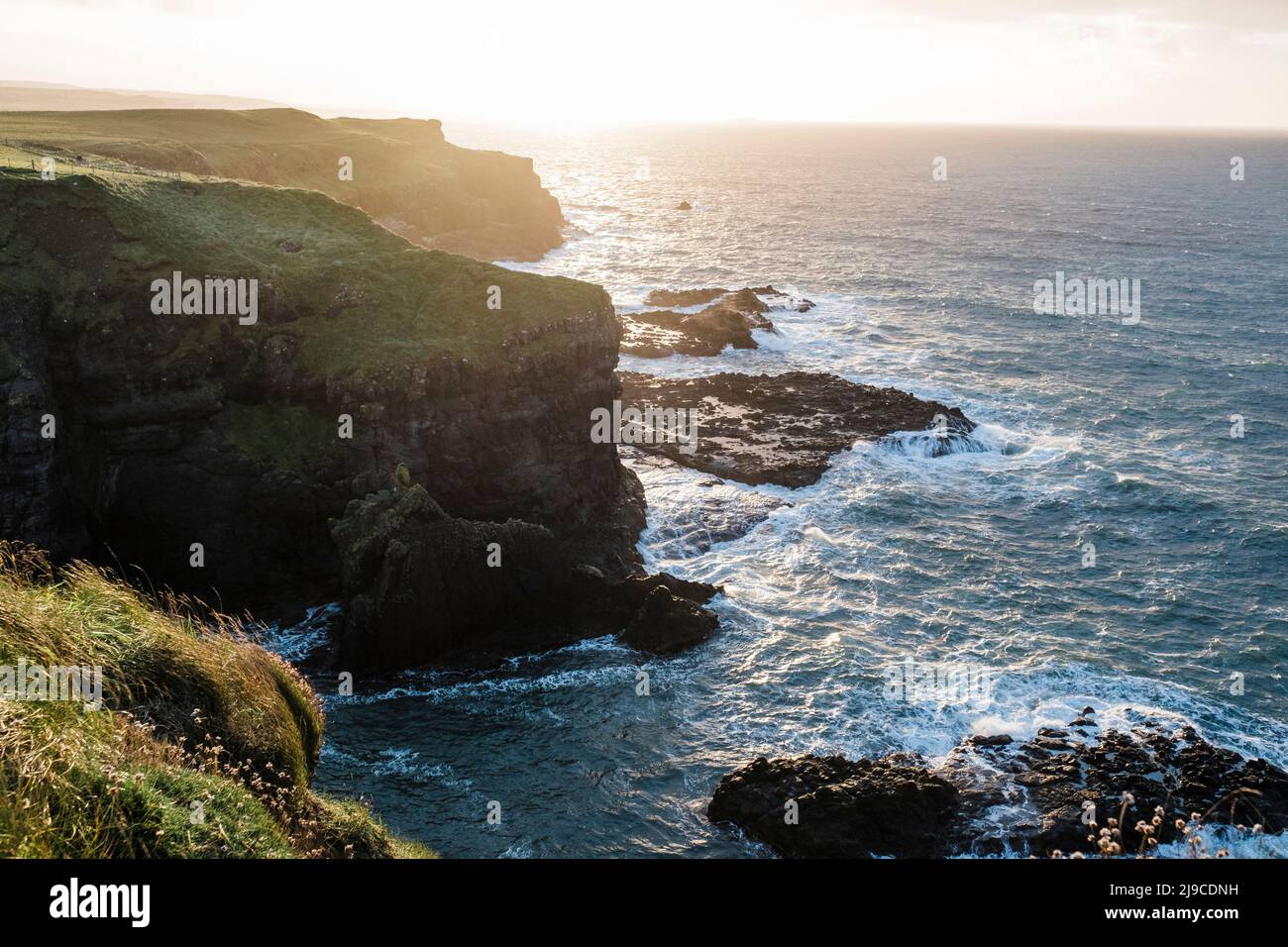 Open coastline hi-res stock photography and images - Alamy