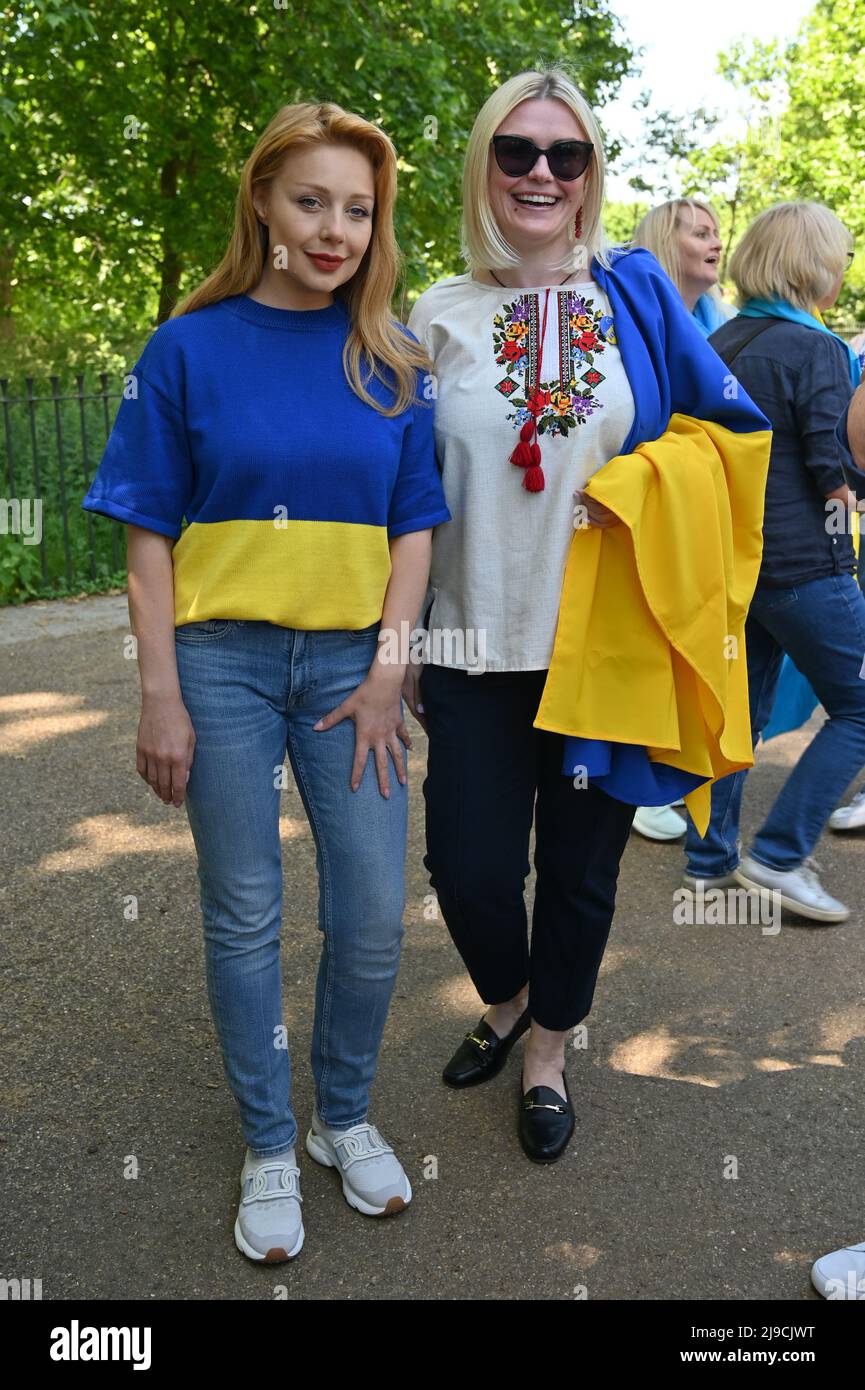 London, UK. 22nd May, 2022. Ukrainian singer Tina Karol leads the Mothers' March for Ukrainian Children believes that thousands of Ukrainian children abduct and transport in Russia. March from Marble Arch to the Russian Embassy ended, London, UK. - 22 May 2022. Credit: Picture Capital/Alamy Live News Stock Photo