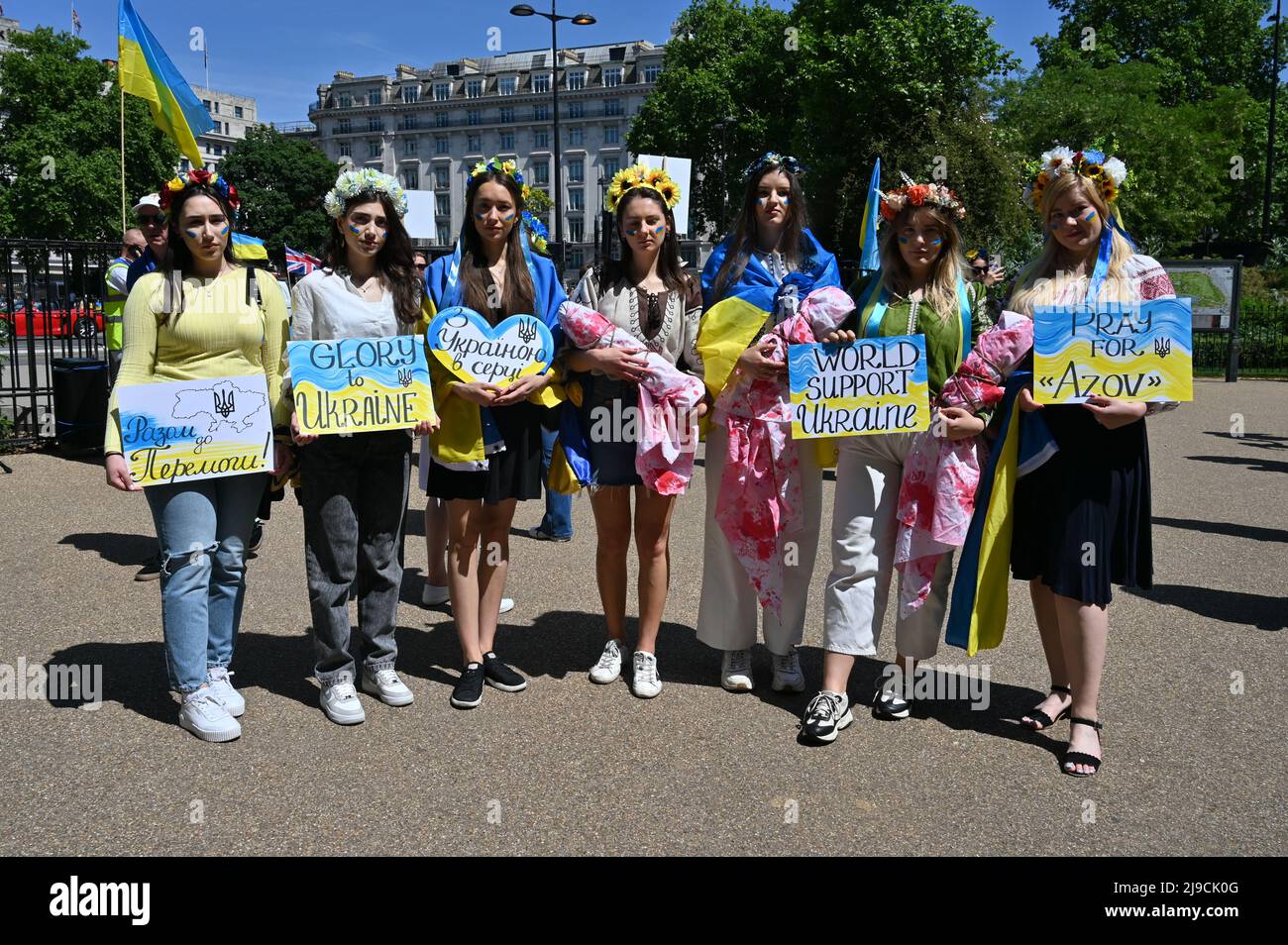 London, UK. 22nd May, 2022. The Mothers' March for Ukrainian Children believes that thousands of Ukrainian children abduct and transport in Russia. March from Marble Arch to the Russian Embassy, London, UK. - 22 May 2022. Credit: Picture Capital/Alamy Live News Stock Photo
