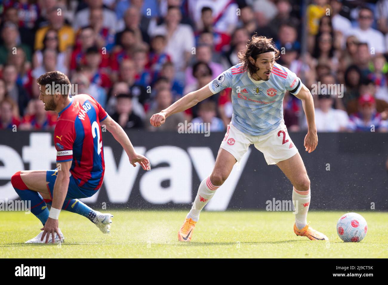 LONDON, UK. MAY 22ND Edinson Cavani of Manchester United controls the ball during the Premier League match between Crystal Palace and Manchester United at Selhurst Park, London on Sunday 22nd May 2022. (Credit: Federico Maranesi | MI News) Credit: MI News & Sport /Alamy Live News Stock Photo