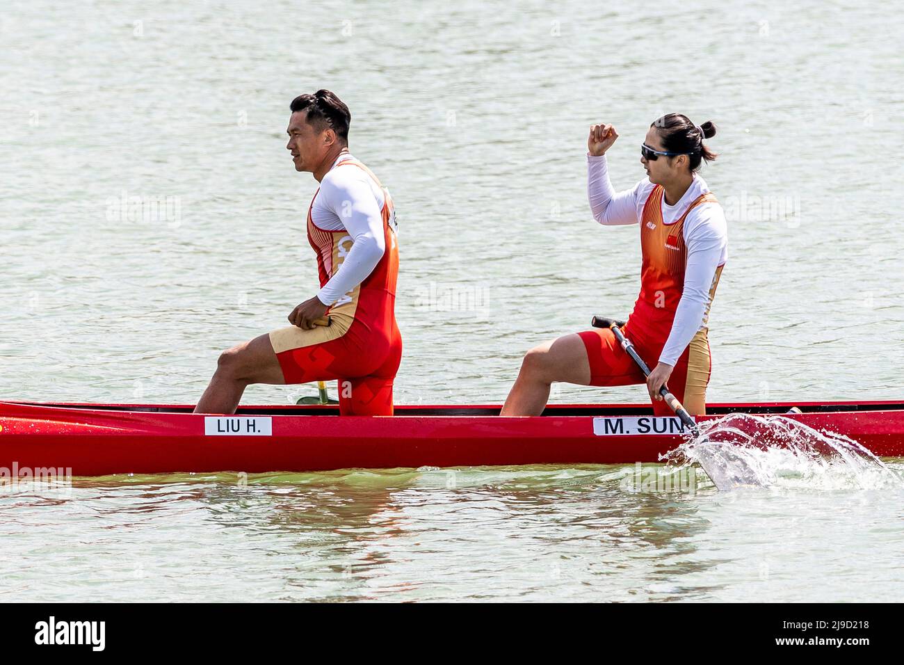 Racice, Czech Republic. 22nd May, 2022. Hao Liu and Meng'ya Sun of China  compete during the mix C2 500 m final race at the 2022 ICF Canoe Sprint  World Cup Racice, on