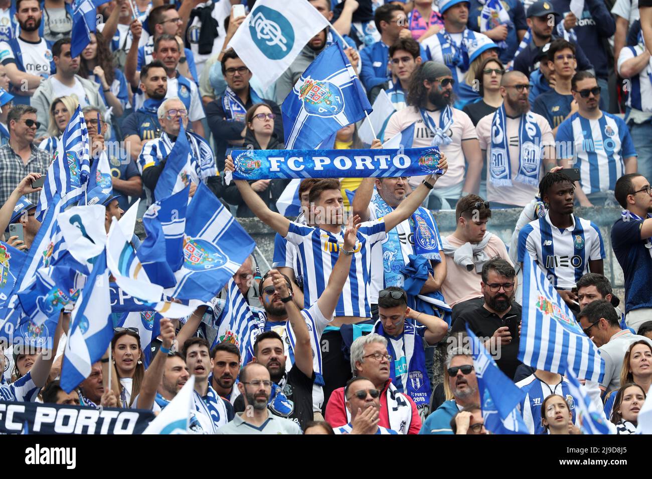 Oeiras, Portugal. 22nd May, 2022. PortoÃs supporters during the Portugal Cup Final football match between FC Porto and CD Tondela at the Jamor National stadium in Oeiras, Portugal on May 22, 2022. (Credit Image: © Pedro Fiuza/ZUMA Press Wire) Credit: ZUMA Press, Inc./Alamy Live News Stock Photo