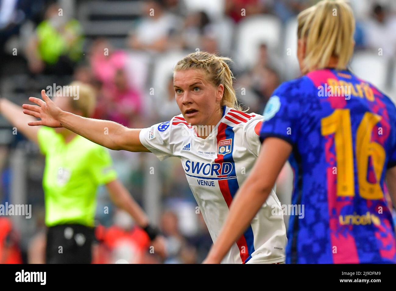 Lyon 9-0 Slavia Prague: Ada Hegerberg hits milestone in Women's Champions  League opener - BBC Sport