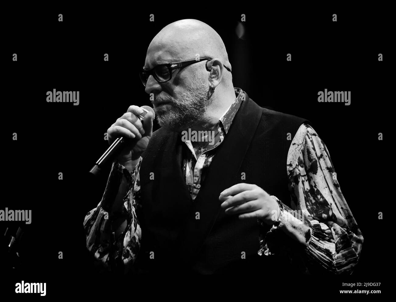 The famous Italian crooner Mario Biondi returns to concert in 2022 in the most important Italian theaters with his Romantic Tour Stock Photo