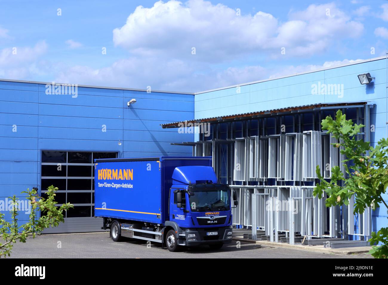 Vertriebsniederlassung der Hörmann KG, einem Hersteller von Türen, Toren, Zargen und Garagentoren samt Antrieb, Nordrhein-Westfalen, Deutschland, Weil Stock Photo