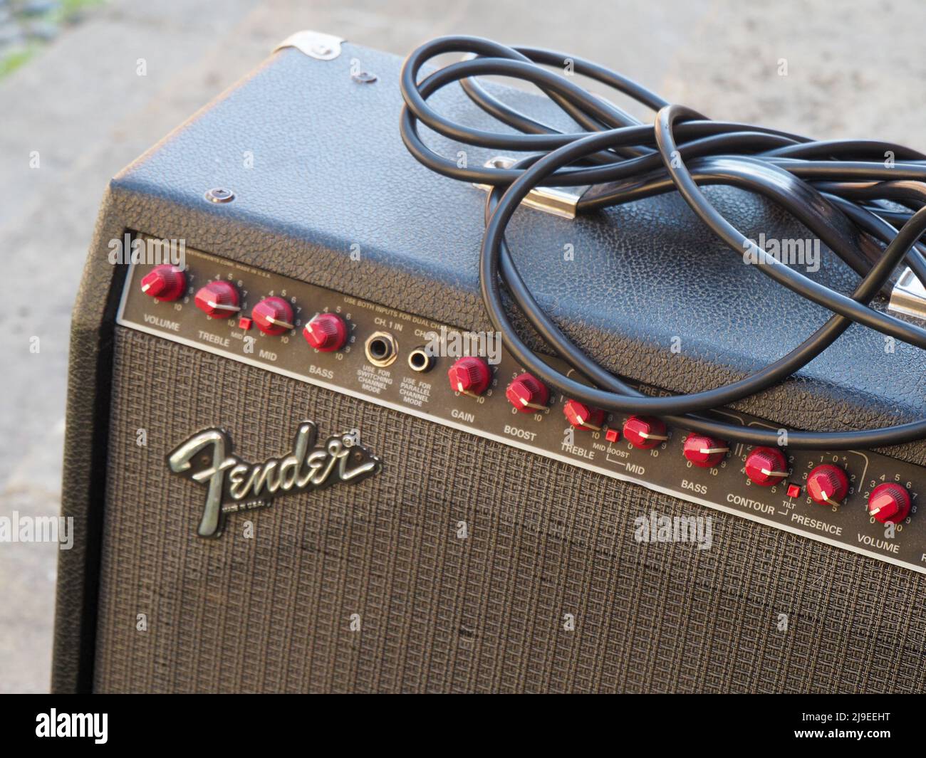 vintage fender valve guitar amplifier Stock Photo Alamy