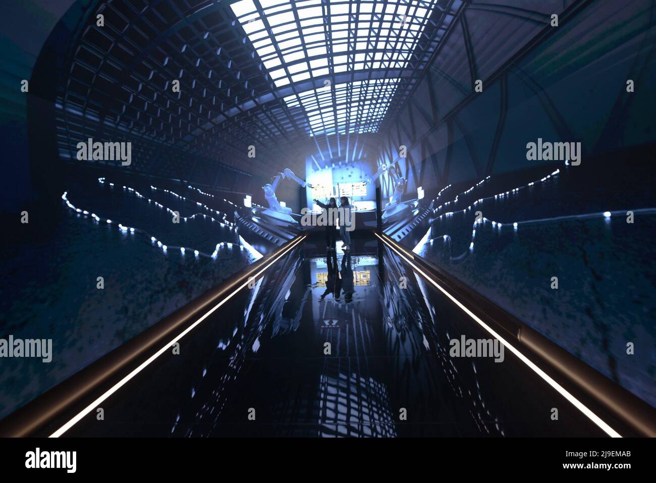 HANGZHOU, CHINA MAY 23, 2022 A citizen visits the Yangtze River