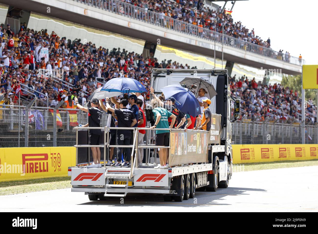 Drivers parade during the Formula 1 Pirelli Grand Premio de Espana 2022,  6th round of the 2022 FIA Formula One World Championship, on the Circuit de  Barcelona-Catalunya, from May 20 to 22