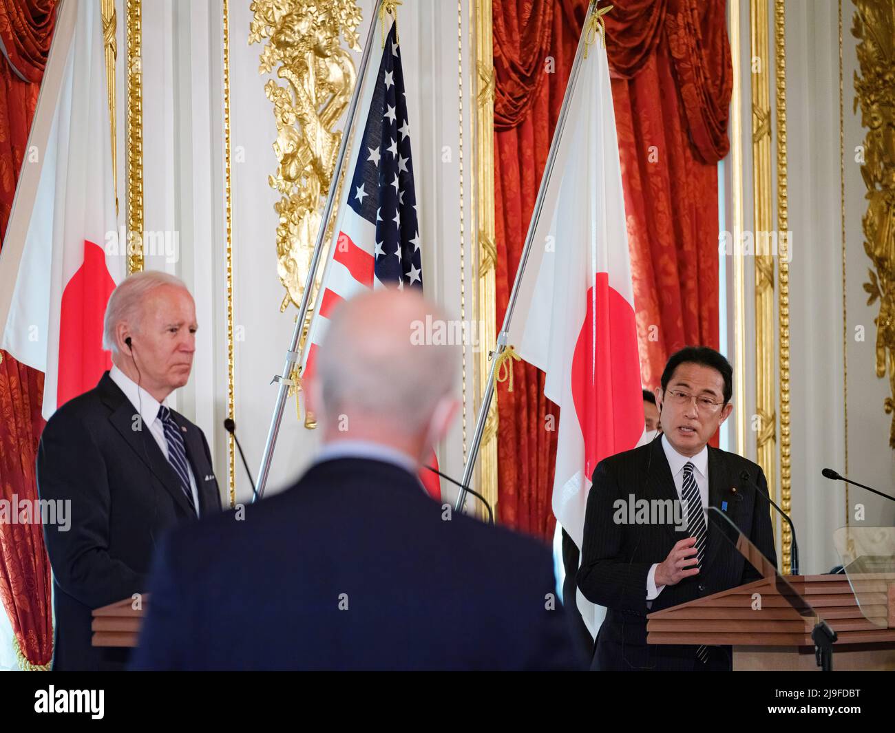 Tokyo, Japan. 23rd May, 2022. US President Joe Biden (L) and Japan ...