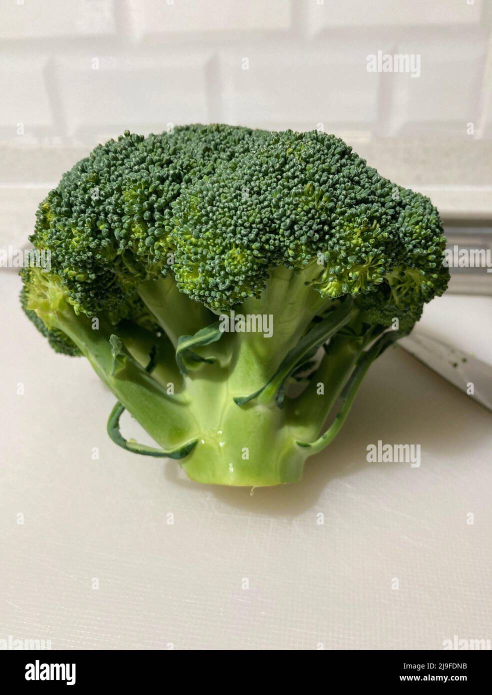 Broccoli, stems cut, didn't say green raw broccoli, uncooked green