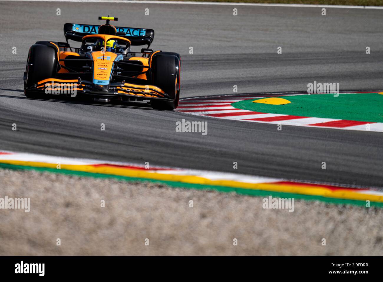 Barcelona, Spain. 21st May, 2022. Lando Norris of Great Britain drives his McLaren MCL36 during qualifying ahead of the F1 Grand Prix of Spain at Circuit de Barcelona-Catalunya on May 21, 2022 in Barcelona, Spain. Foto: Siu Wu. Credit: dpa/Alamy Live News Stock Photo