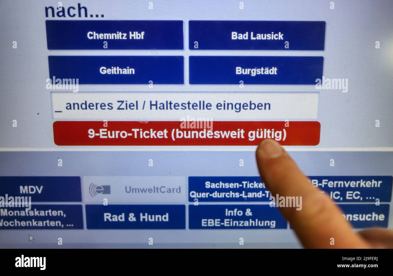 Leipzig, Germany. 23rd May, 2022. A man buys a 9-euro ticket at the ticket machine of the Mitteldeutsche Regiobahn (MRB). People in Saxony will be able to buy the 9-euro ticket for public transportation starting this Monday. The ticket will be valid nationwide from June 1. Credit: Jan Woitas/dpa/Alamy Live News Stock Photo