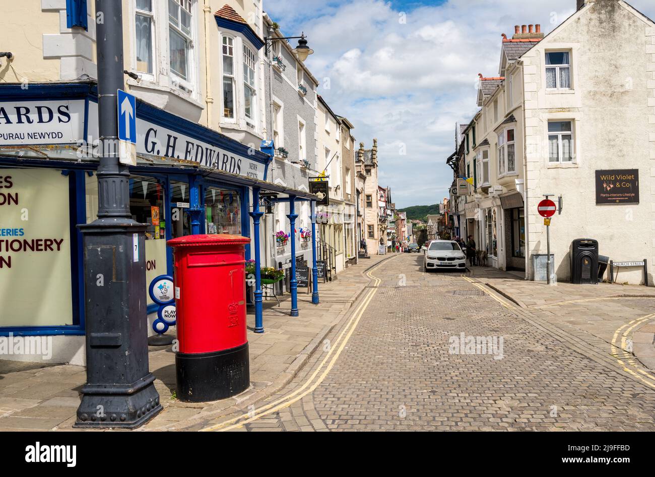 High St. a popular shopping area in the Welsh town of Conwy. Stock Photo