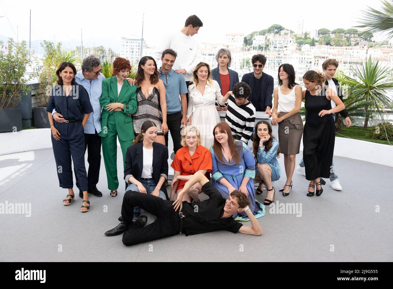Clara Bretheau, Alexia Chardard, Sofiane Bennacer, Noham Edje, Director Valeria Bruni Tedeschi, Nadia Tereszkiewicz, Micha Lescot, Louis Garrel and Suzanne Lindon. Front : Eva Danino, Vassili Schneider, Baptiste Carrion-Weiss, Liv Henneguier, Oscar Lesage, Lena Garrel and Sarah Henochsberg attend the photocall for Forever Young during the 75th annual Cannes film festival at Palais des Festivals on May 23, 2022 in Cannes, France. Photo by David Niviere/ABACAPRESS.COM Stock Photo