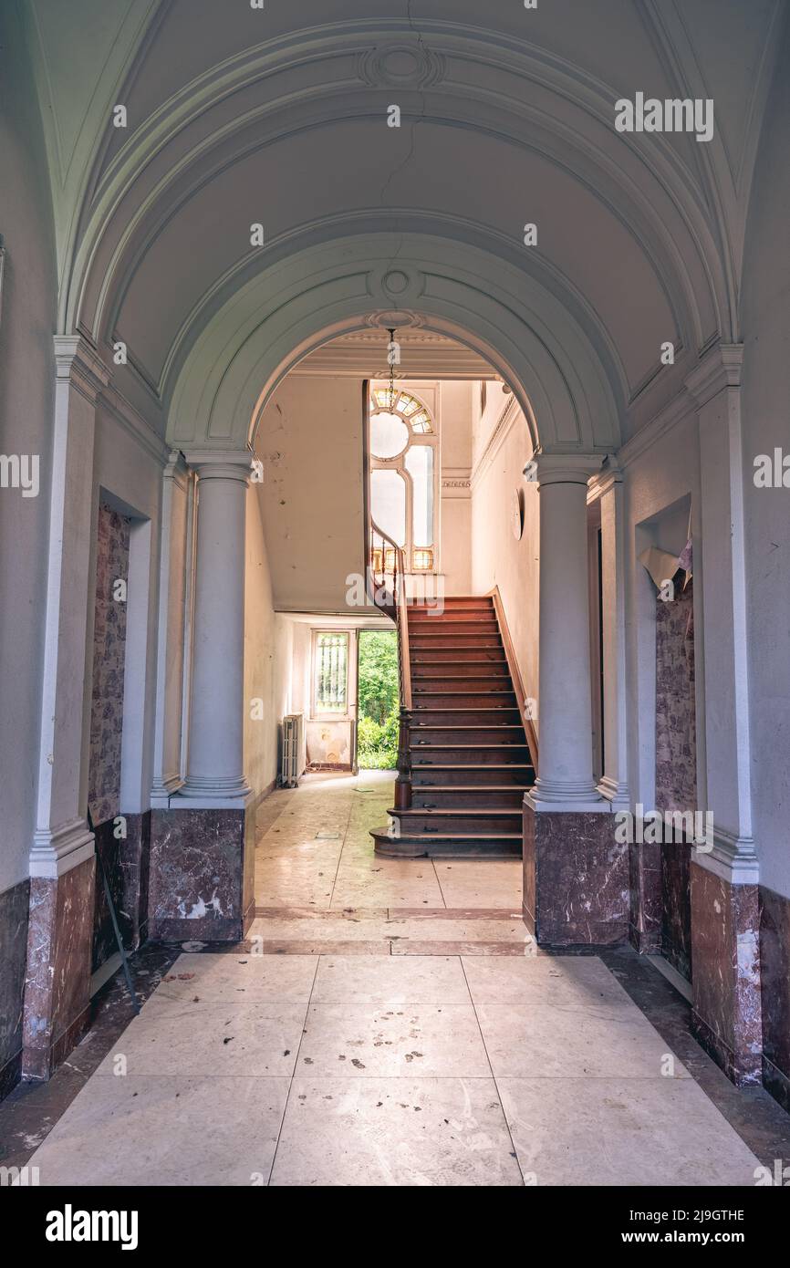 Urbex, Old Abandoned house in Belgium Stock Photo - Alamy