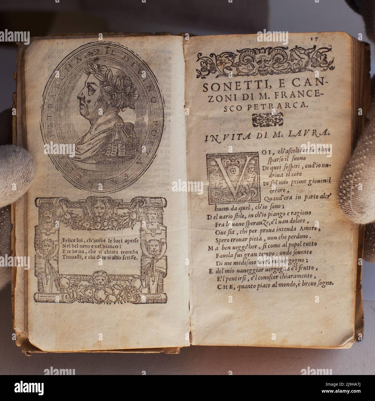 Italien, literary book from Francesco Petrarca 1551 A.D. AUTHOR 