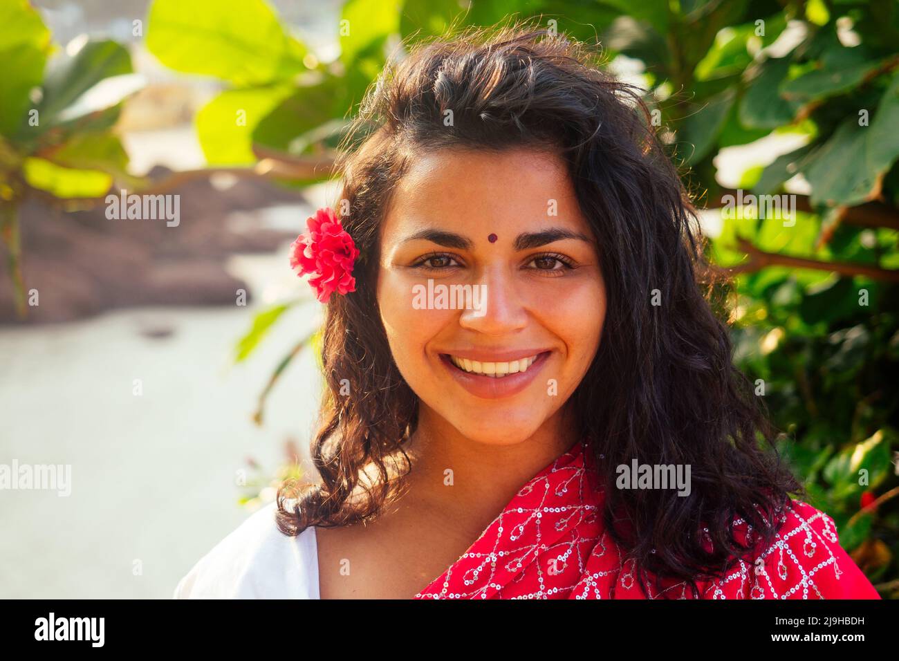 Beautiful indian woman rose hires stock photography and images Alamy