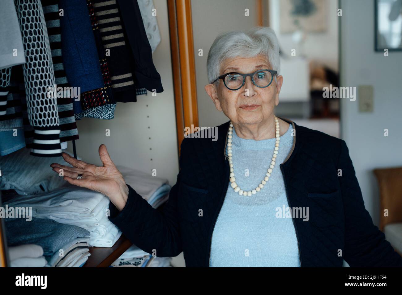 Woman in blazer gesturing hi-res stock photography and images - Alamy