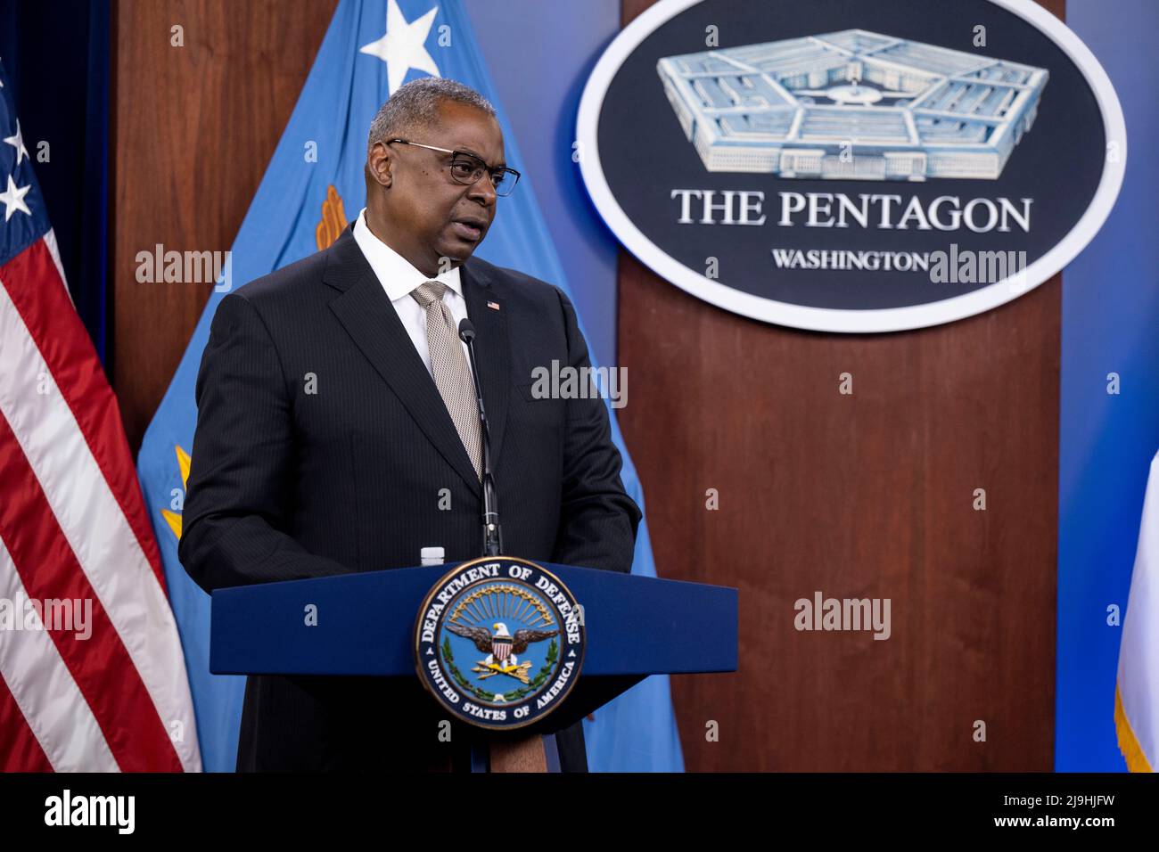 Arlington, United States Of America. 23rd May, 2022. Arlington, United States of America. 23 May, 2022. U.S. Secretary of Defense Lloyd Austin, responds to a question during a press briefing following a Ukrainian Defense Contact Group meeting at the Pentagon, May 23, 2022 in Arlington, Virginia. Credit: TSgt. Jack Sanders/DOD/Alamy Live News Stock Photo