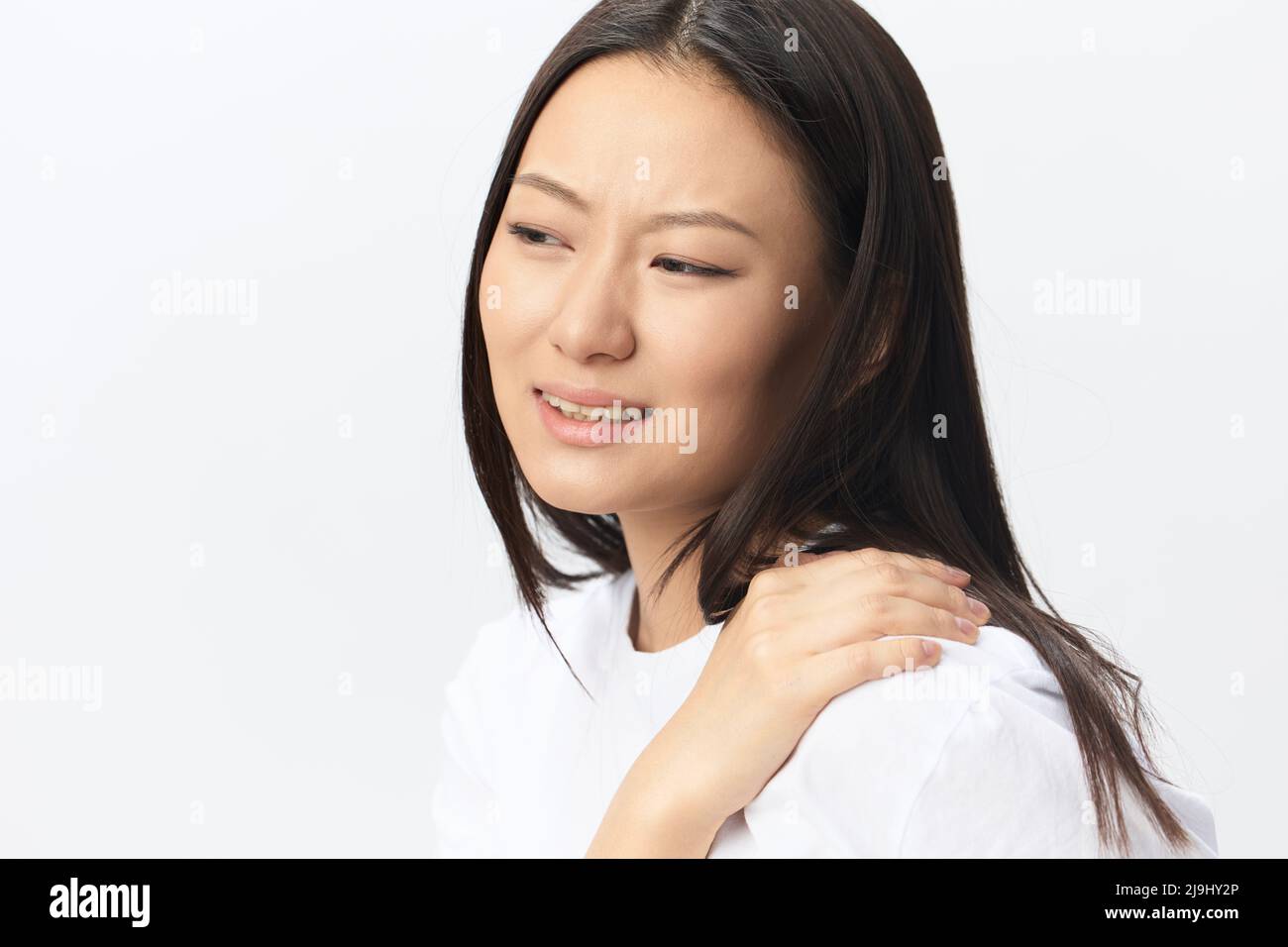 5 Useful Things to Know About Shoulder Pain After Sleeping in