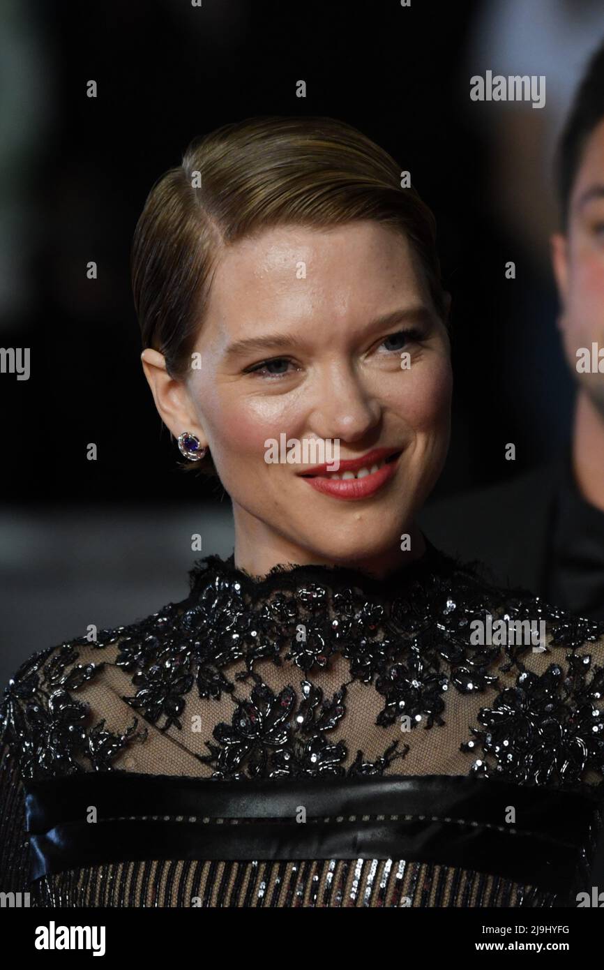 Léa ✨ 💖 ✨ . 💘 💘 . #leaseydoux #léaseydoux #beauty #lovely  #europeanfilmawards #smile…