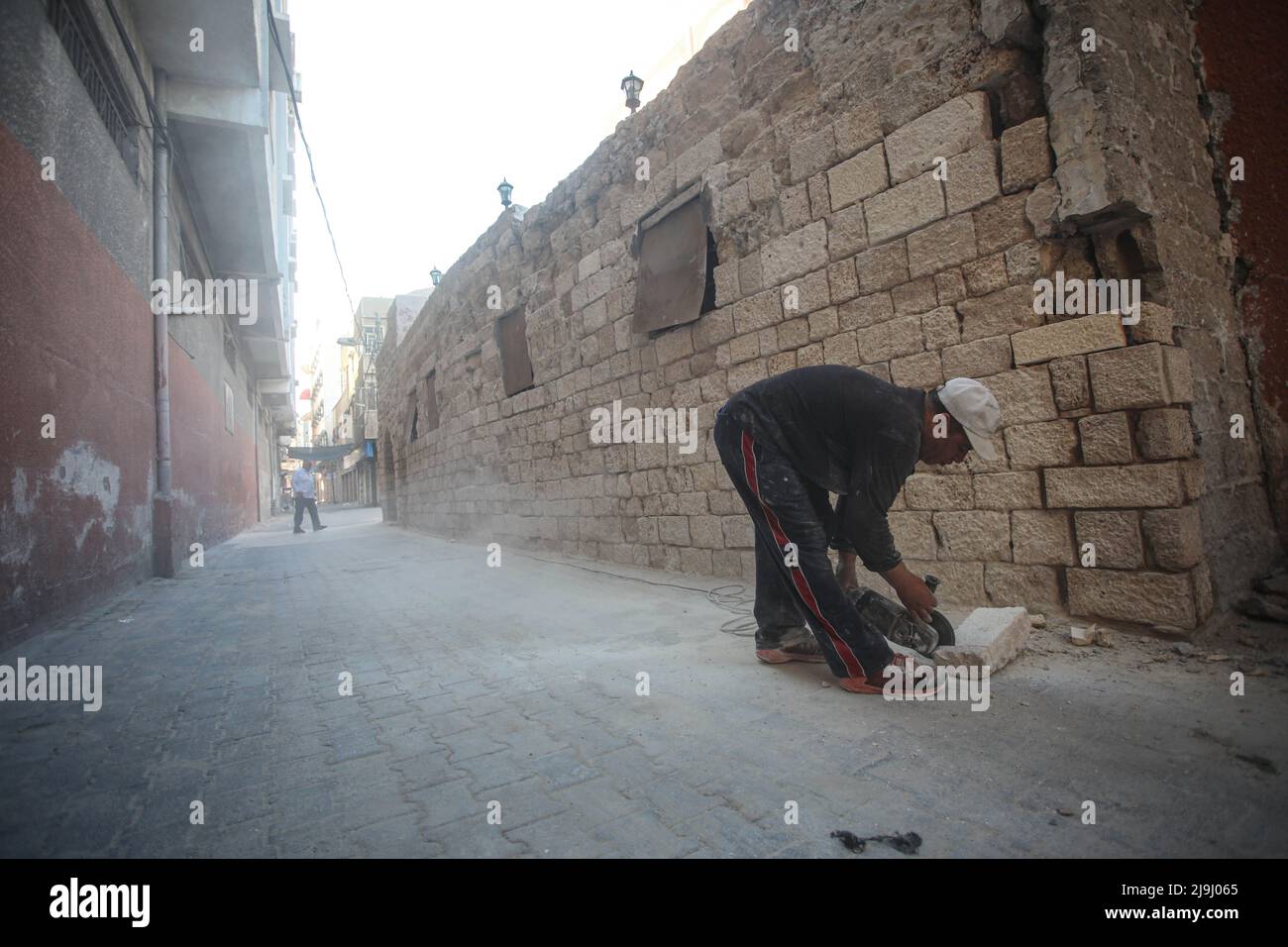 May 22, 2022, Gaza City, The Gaza Strip, Palestine: Palestinian workers ...