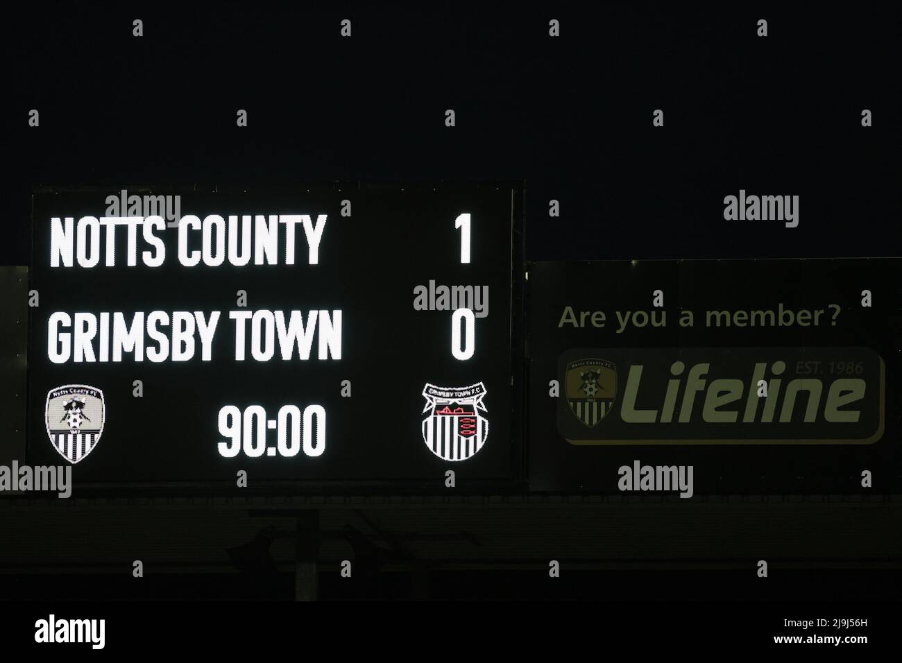 NOTTINGHAM, ENGLAND. MAY 23RD 2022. The digital scoreboard as the injury time started of normal time during the Vanarama National League Play-Off match between Notts County and Grimsby Town at Meadow Lane, Nottingham. (Credit: James Holyoak/Alamy Live News) Stock Photo